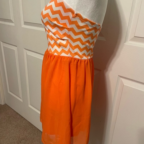 Women’s dress - Picture 5 of 6